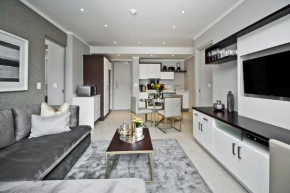 SANDTON APARTMENT 15 WEST ROAD SOUTH